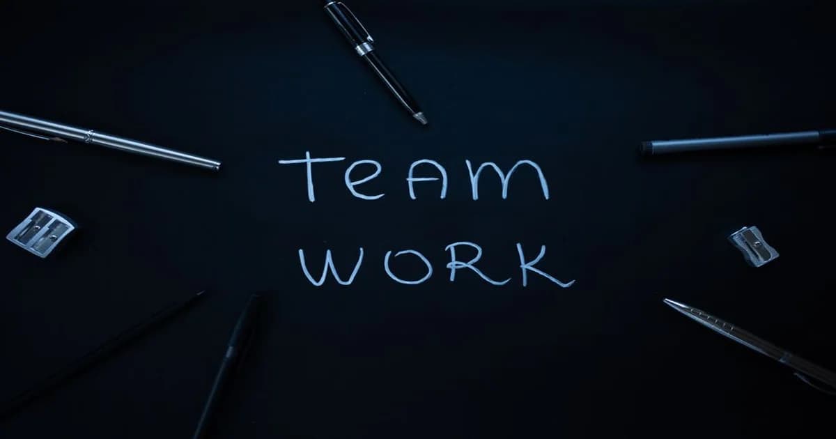 Líder y equipo acuerdan bloques de trabajo sin reuniones
